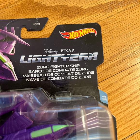 - 6 disney buzz light year vehicles hot wheels - Picture 6 of 6